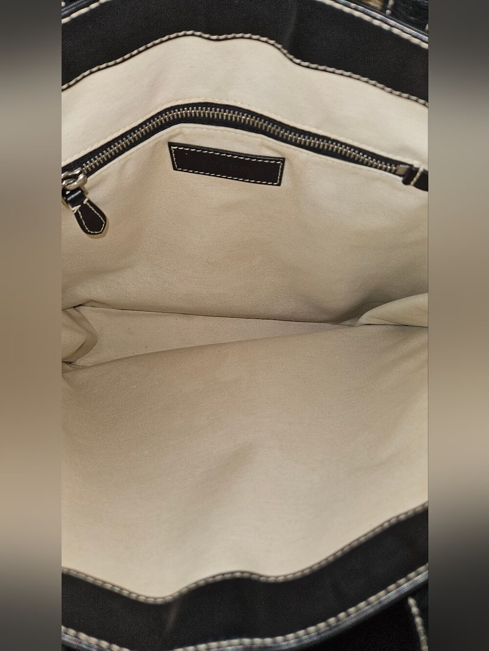 Burberry Canvas Tote with Black Trim - Picture 2 of 11